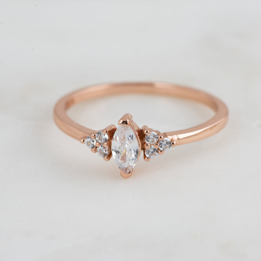 rose gold minimalist ring