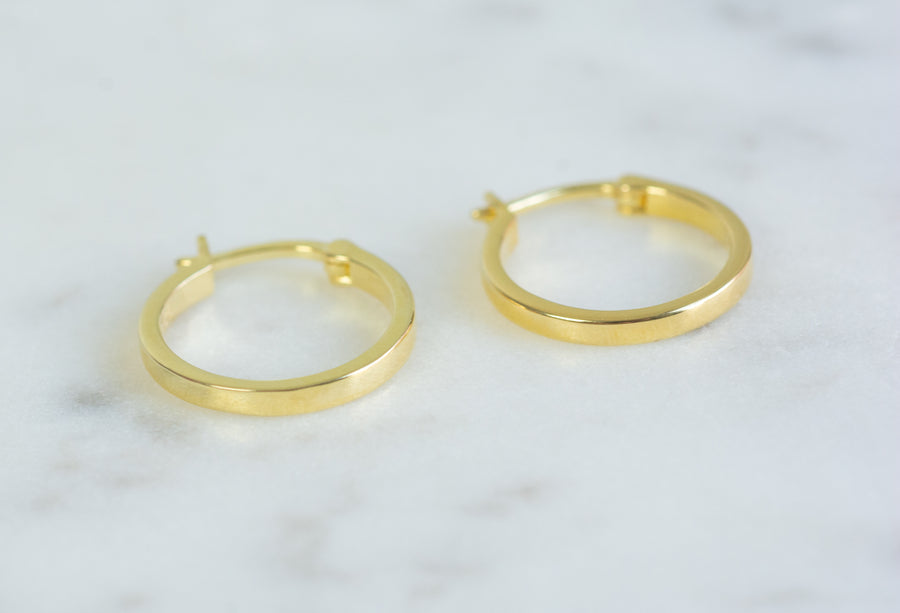 gold 13mm flat hoop earrings