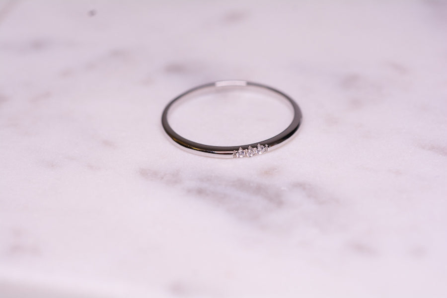 silver three stone ring