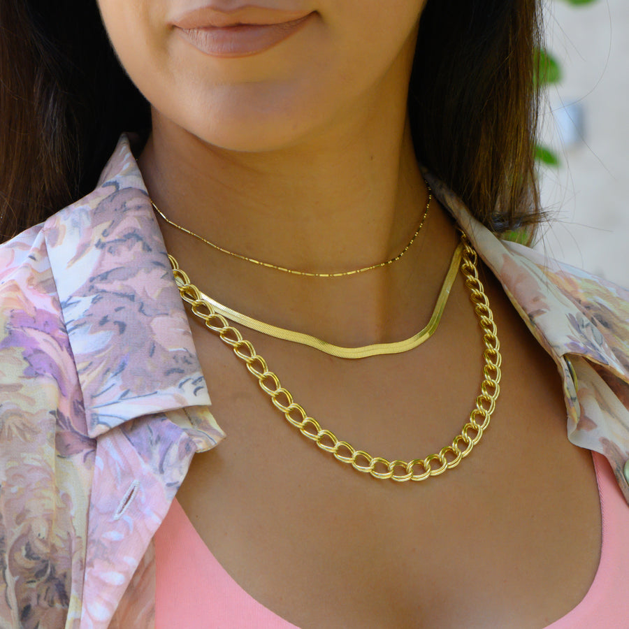 chain necklaces layered 