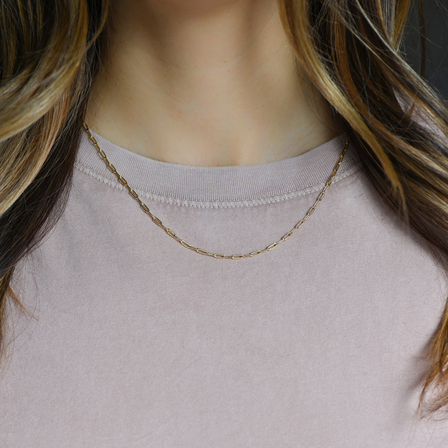 gold-paperclip-necklace