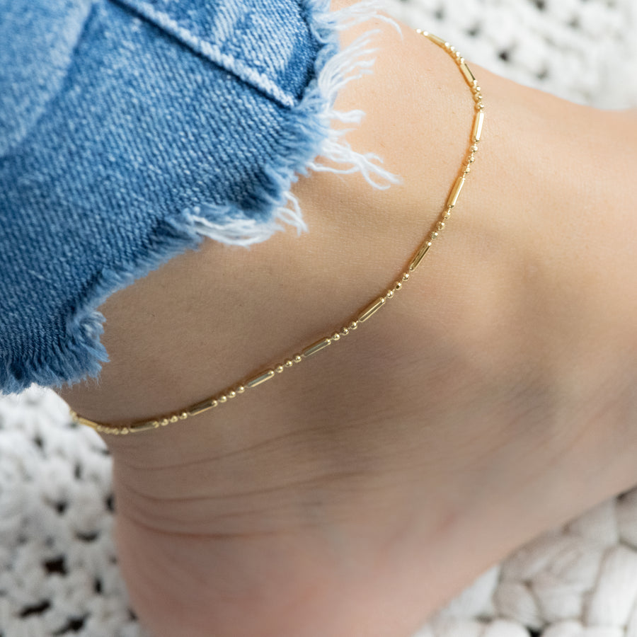 gold dainty minimalist anklet