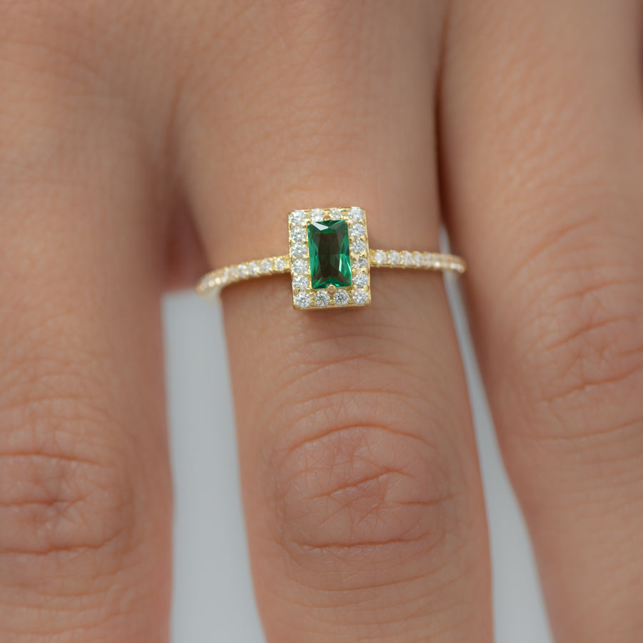 diamond emerald baguette ring