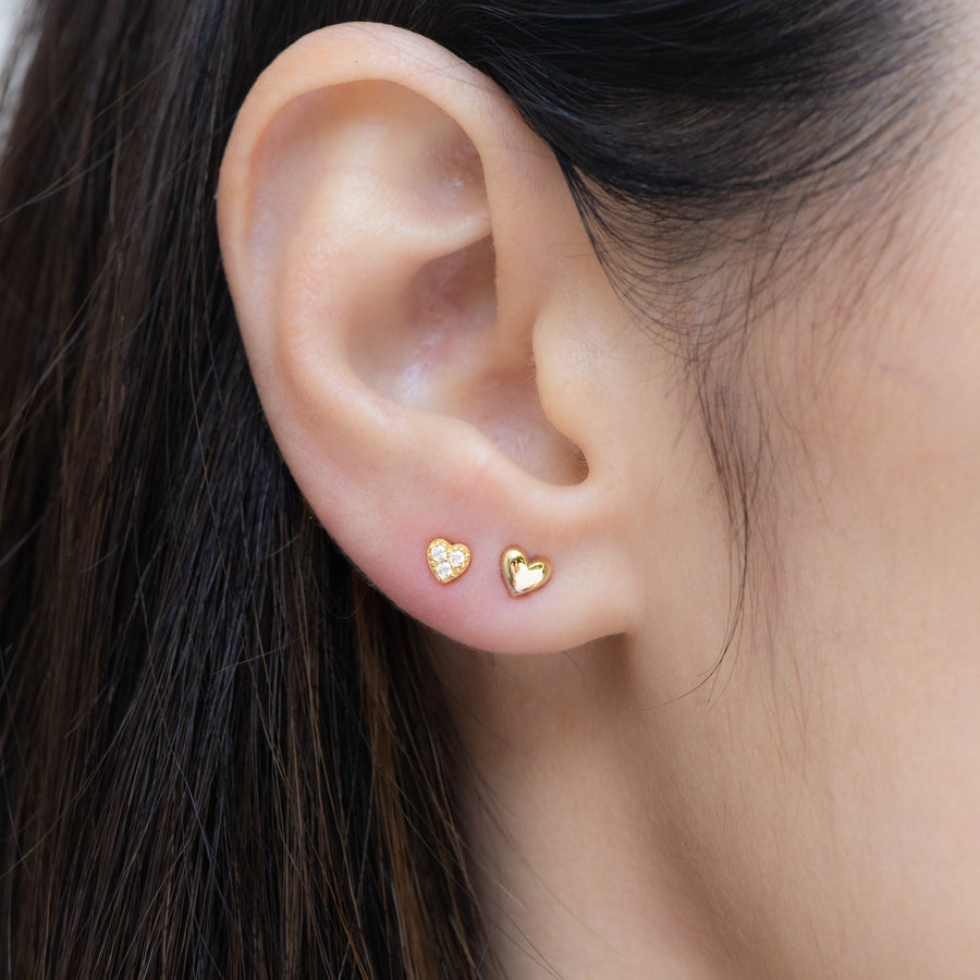 gold heart stud earrings