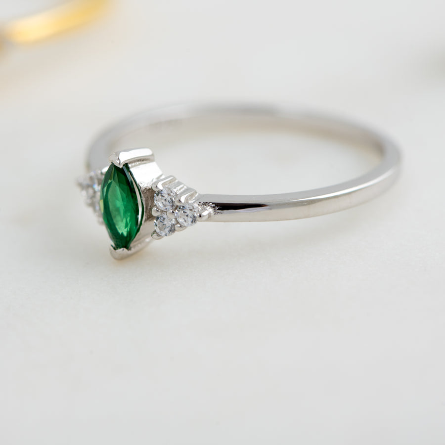 silver emerald marquise ring